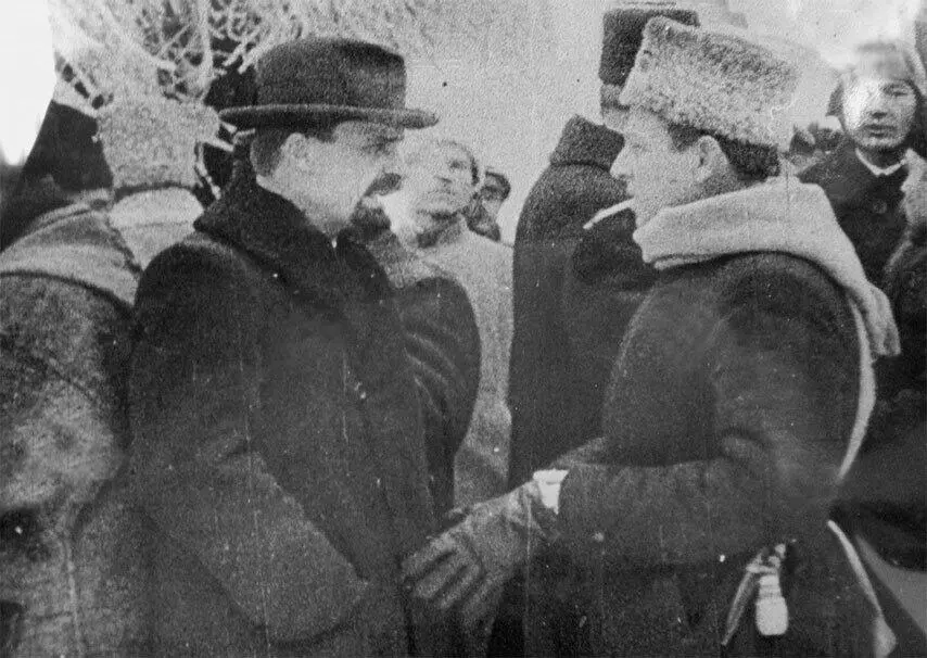 Владимир Винниченко и Симон Петлюра во время парада украинских войск на - фото 67