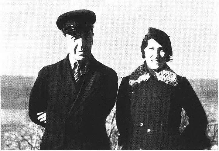 Игорь и Фелисса Лотаревы Тойла до марша 1935 г Пюхтицкий Успенский - фото 19