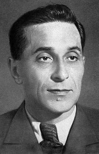 1 В 1919 году в литературной студии которой руководил К И Чуковский - фото 11