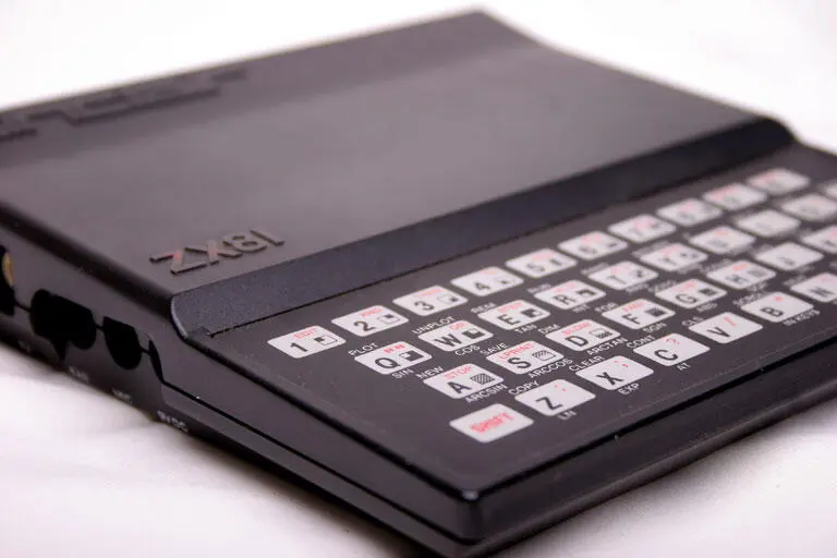 Sinclair ZX81 Дешевый компьютер который ускорил развитие британской игровой - фото 10