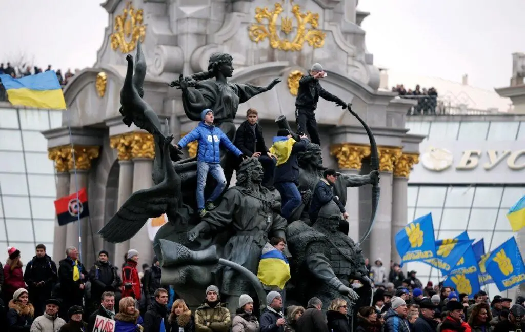 Не менее важна Украина для Русского мира и с практической геополитической и - фото 130