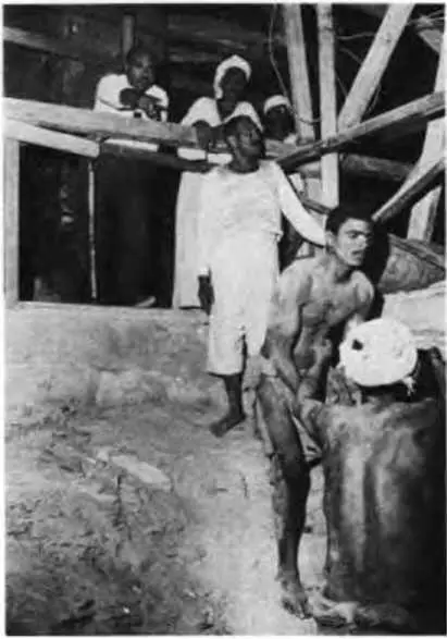 19 В марте 1961 г Али Расул принимал участие в поисках сокровищ в усыпальнице - фото 21