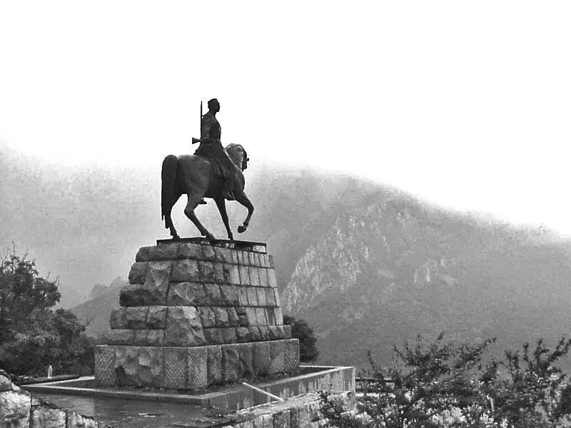 1813 ноябрь отличился при Ганау Полковник Взял Франкфурт Переведен - фото 28