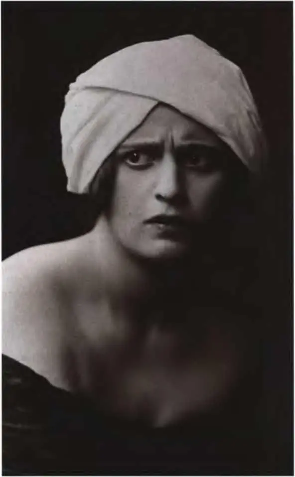 Студийный снимок Алисы Фото А А Боровиковского Ленинград 1924 или 1925 г - фото 32