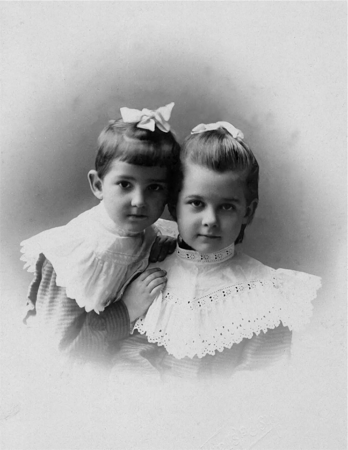 Дочери В В Стратонова Тамара слева и Людмила Одесса 1903 г Фото Я - фото 15