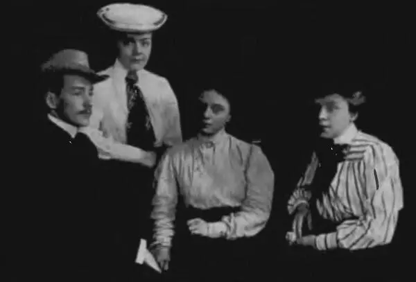Брат и сестры Брюлловы Борис Елена Лидия Любовь Германия 1904 г Здание - фото 3