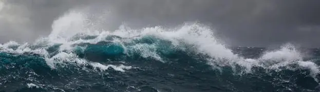 Тем более что далеко не в первый раз наши мореманы в подобных переделках - фото 28