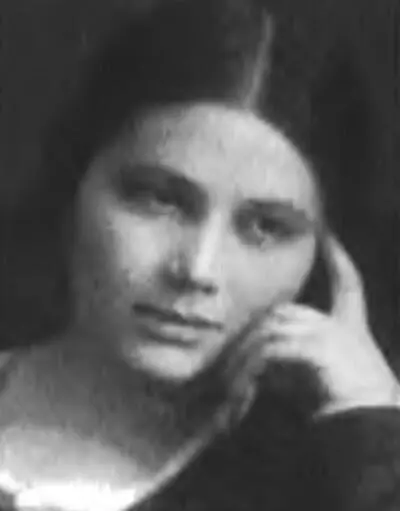 Возлюбленная Сергея Есенина поэтесса Екатерина Эйгес 19101920е гг - фото 47