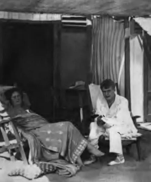 На пляже Лидо Венеция 14 августа 1922 г На палубе парохода Париж по - фото 62