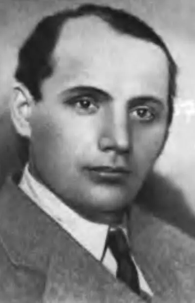 Литературный критик Пролеткульта Георгий Устинов в конце 1925 года сосед - фото 89