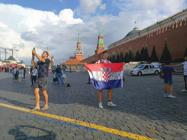 Красная площадь в дни мундиаля ЧМ2018 года в Москве стал не просто - фото 19