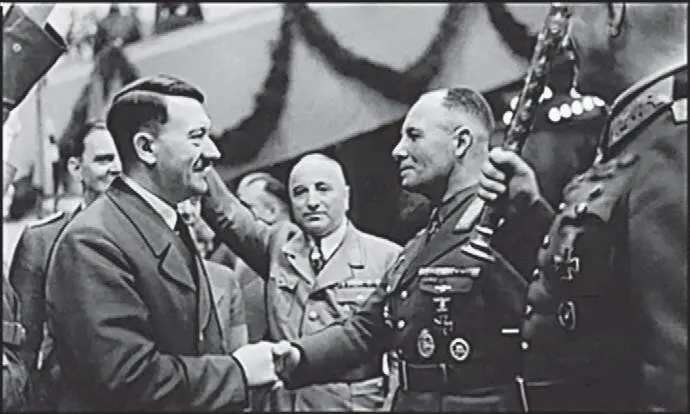 Гитлер и Роммель 1942 год Манфред Роммель с отцом - фото 33