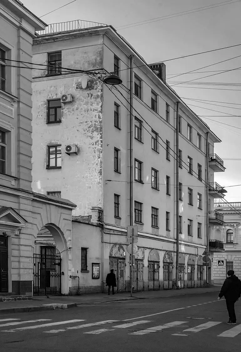 Рис 24 Улица Декабристов бывшая Офицерская дом 28 со стороны Львиного - фото 24
