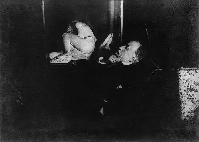 37 Эдгар Дега Автопортрет с Плачущей девушкой Бартоломе Фотография 1895 - фото 37