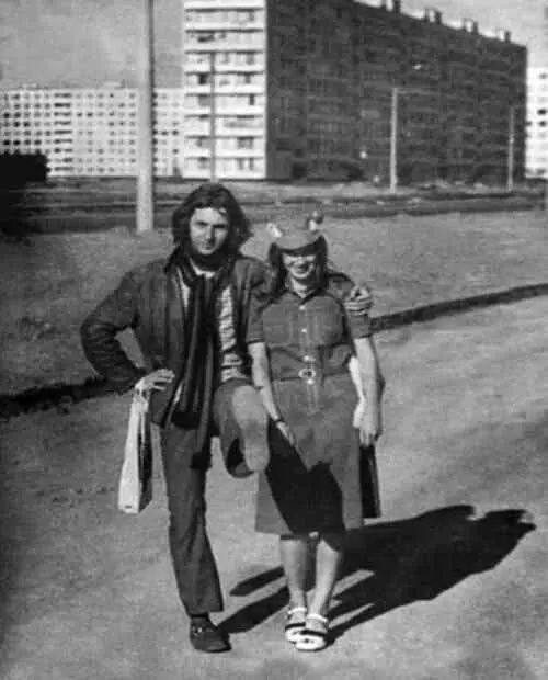 Майк со своей девушкой Фото из архива Александра Теребенина Первым делом они - фото 35