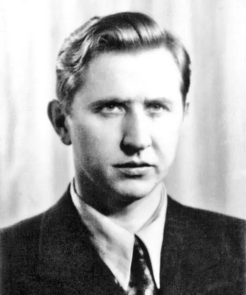 Александр Семёнович Феклисов 19142007 в феврале 1941 года прибыл в США для - фото 25
