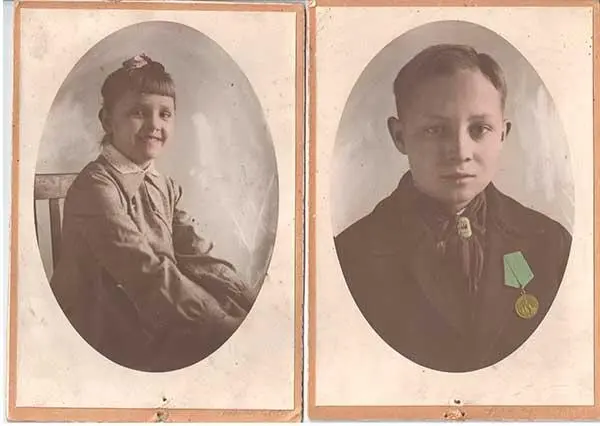 Лия Сурганова и Лёня Чебурахин 1946 г Света Сурганова Школа С Мишей Сентяй - фото 4