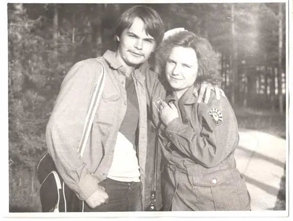 С Мишей Сентяй на практике в Солнечном 1987 г Ленинградское медицинское - фото 6