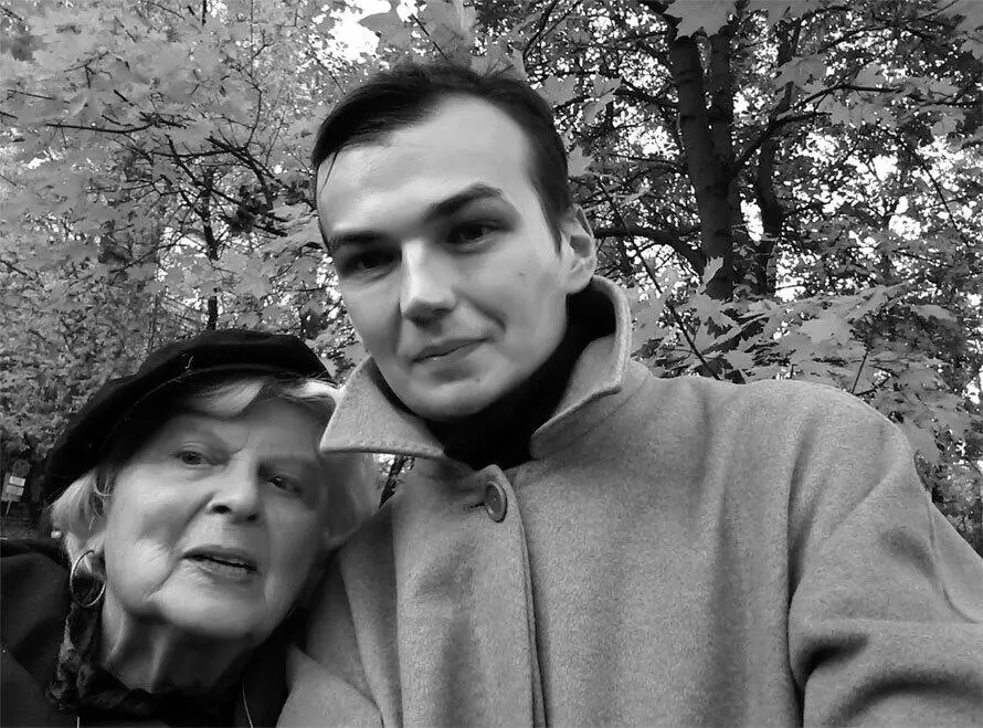 С Маргаритой Анастасьевой Василий Лановой Ирина Купченко Ольга Яковлева - фото 70