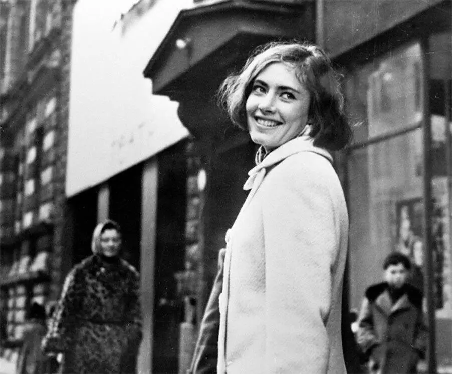 Виктория окончила ВГИК и ей было суждено стать идолом своего поколения - фото 79