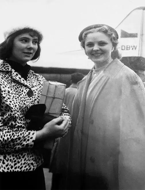 С Лилией Юдиной Франция 1959 От Осипова Самойлова ушла Она хотела детей а - фото 97