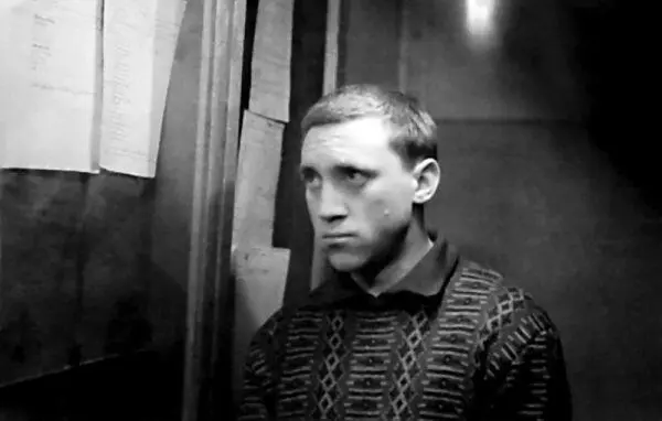 Театр им Пушкина Перед доской приказов Май 1962 год Фото А Стрельникова - фото 2