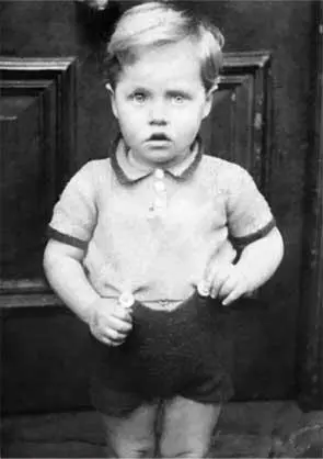 Персироуд дом 16 1946 На школьном фото мне девять лет 1953 Мой школьный - фото 5