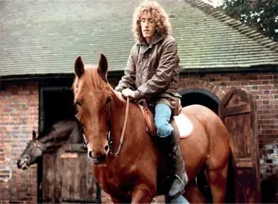 Верхом на Олли 1974 Главное не улов не так ли 1979 Устроил двухгодовалому - фото 30