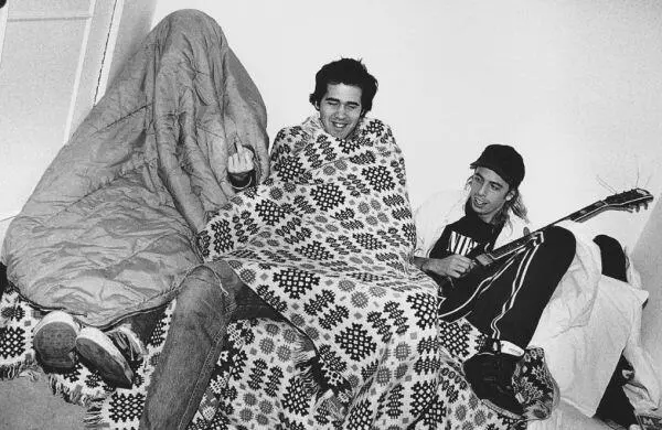 Nirvana на одних из первых снимков с новым барабанщиком вашингтонцем Дэйвом - фото 31