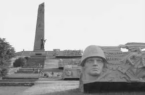 Мемориал СаурМогила 1970е гг После войны на СаурМогиле поставили первый - фото 175