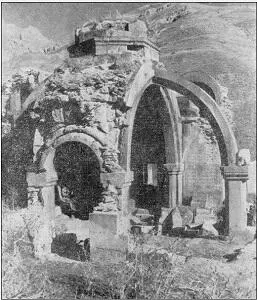 28 Аратесский монастырь Гавит XIII в Зодчий Сиранес Ехегнадзорский рн - фото 37