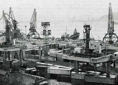Контейнерный терминал Находкинского морского порта царство техники Буквально - фото 15