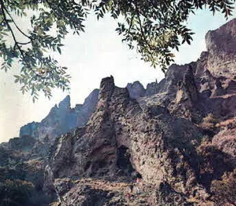 Скалы КобаТейе Карадагские ворота Камешки Карадага - фото 108