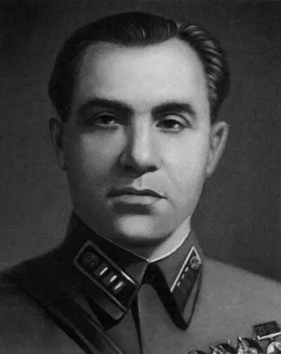Создатель и командир 5й Отдельной инженерной бригады специального назначения - фото 19