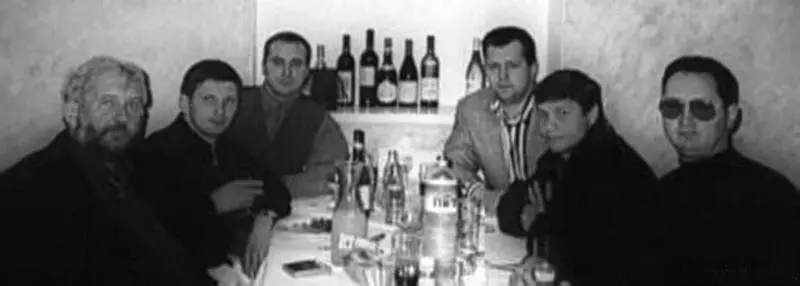 Фотография примерно того же времени поэтому и приводится здесь хотя вставлена - фото 30