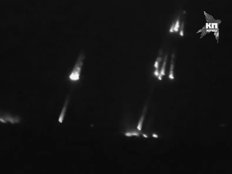 Обстрел запрещёнными фосфорными боеприпасами Славянска Обстрел запрещёнными - фото 99