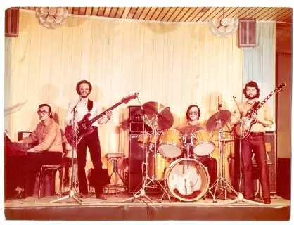 Ансамбль ресторана Океан конец 1970х Сергей Курзанов переигравший во - фото 11