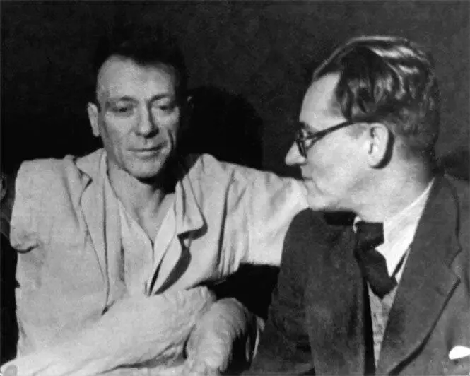 Михаил Булгаков и Сергей Ермолинский Январь 1940 В котором из персонажей - фото 51