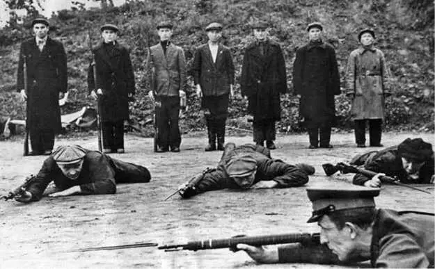 Обучение ополченцев 10 ноября 1941 года Командование 11й немецкой армии - фото 6