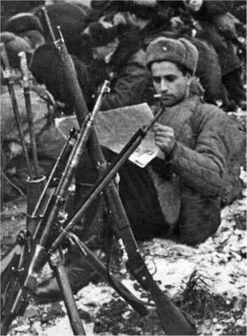 Перекур 22 мая 1942 года Части береговой обороны главной базы провели - фото 27