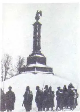 На обелиске в селе Тарутино начертано На сем месте российское воинство - фото 47