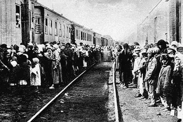 Наиболее наглядно вся сущность троцкистской политики КПСС проявилась в вопросе - фото 76