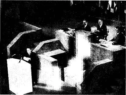 Ёсида выступает на СанФранцисскон мирной конференции 7 сентября 1951 г - фото 88