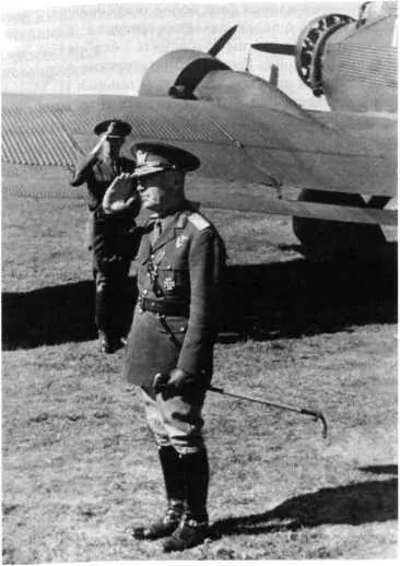 Глава румынского правительства И Антонеску Румыния1941 г РГАКФД К концу - фото 135