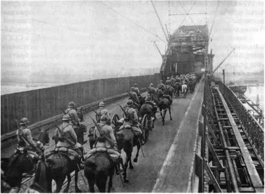 Французские оккупационные войска в Рурской области 1923 г РГАКФД документы - фото 80