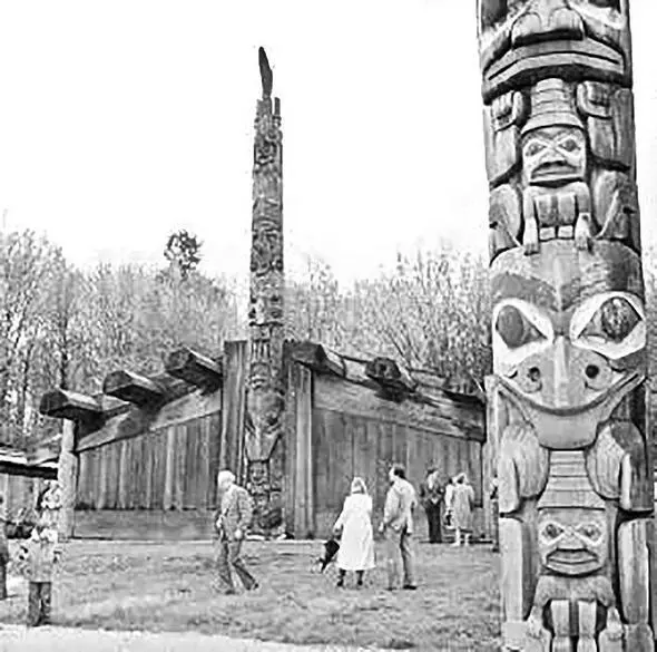 Рис 166 Haida House Queen Рис 1 67 Конструктивная схема Charlotte - фото 94