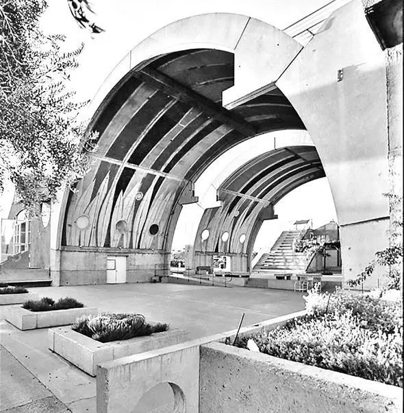 Рис 9 34 Генеральный план и современное состояние Arcosanti начало - фото 657