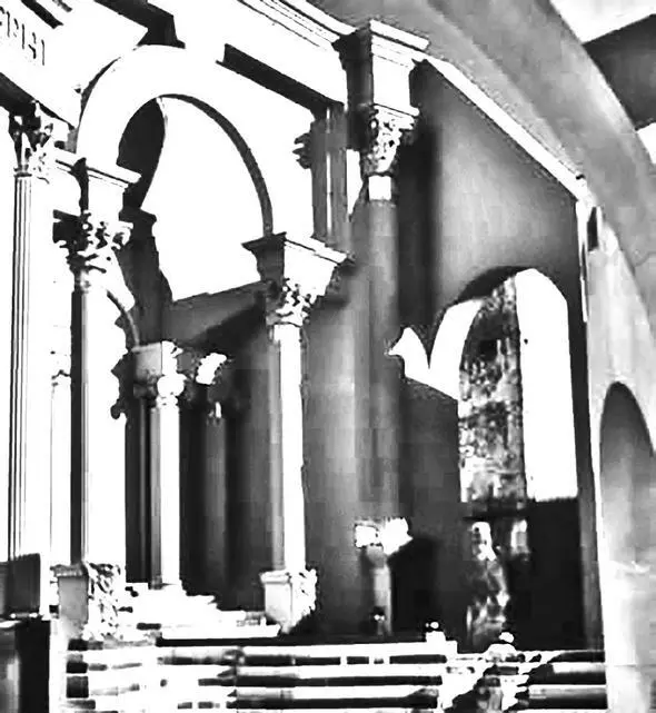 Рис 10 8 Piazza dItalia New Orleans Louisiana 197879 Charles Moore - фото 685