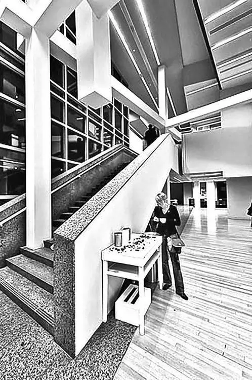 Рис 10 16 Wexner Center for the Visual Arts Ohio State University 1989 - фото 705