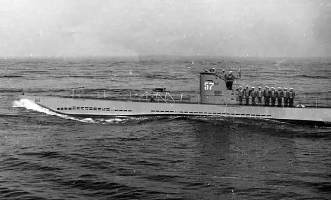 Подлодка типа IIC U 57 Эта лодка также успешно действовала под командованием - фото 3